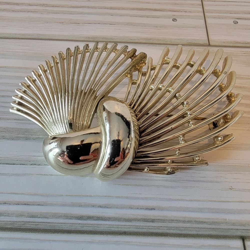 Vintage BSK Silver Tone Feather Fan Spray Brooch Signed 3”